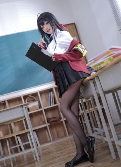 欧美丝袜女_DVD免费播放